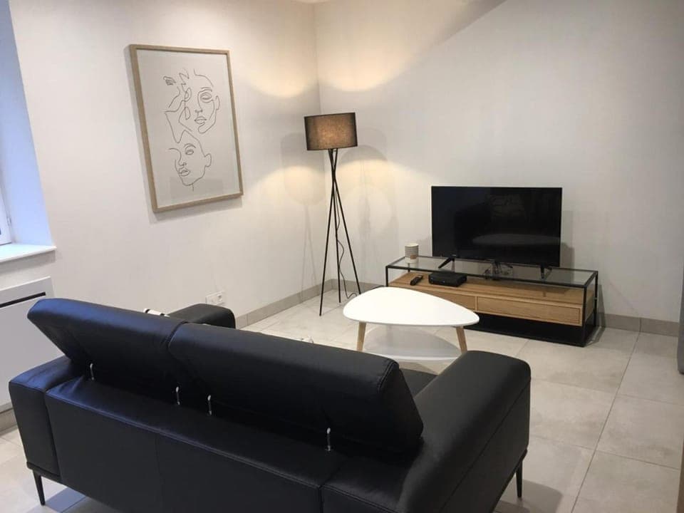 Communal lounge/ TV room, Living room