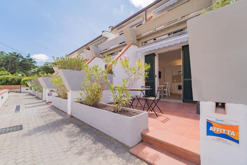 Property building, Patio