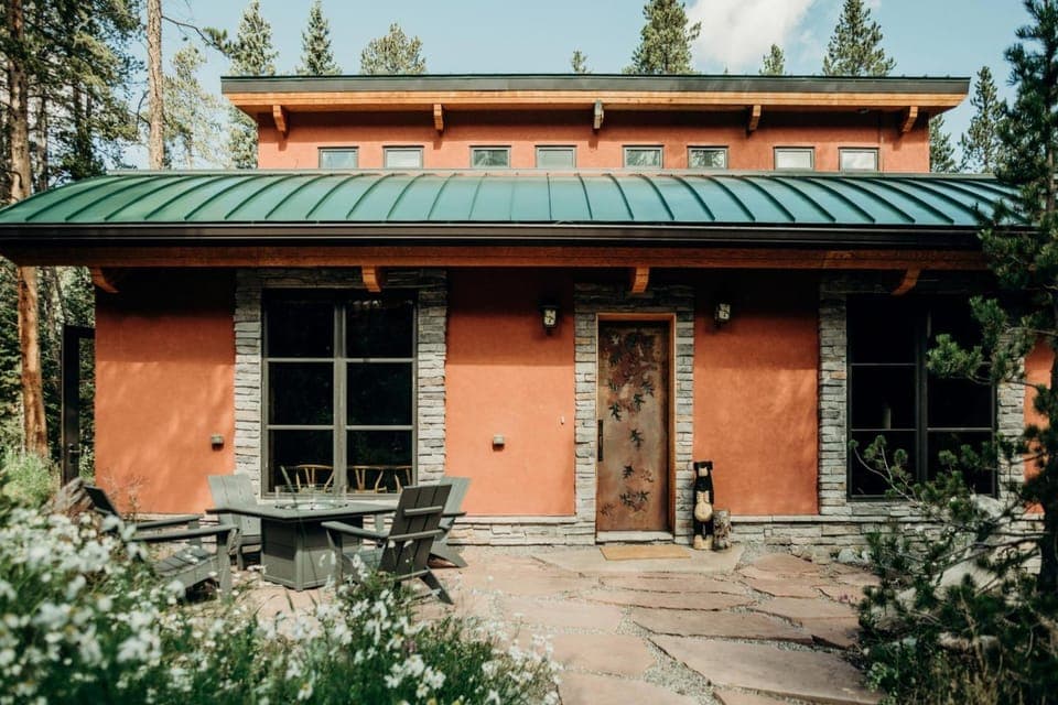 Adobe-Style Retreat - Game Room - 8 Mins to Breck House in Blue River