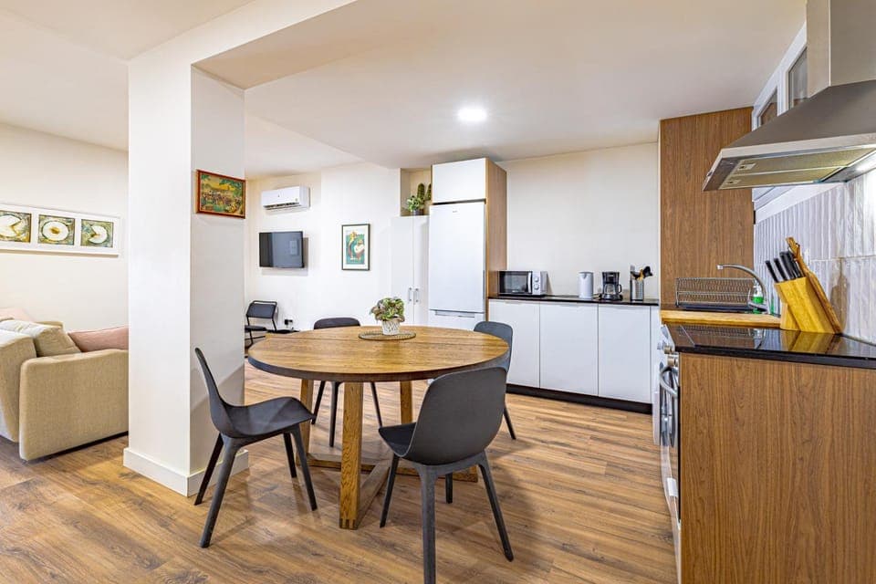 Living room, Dining area, kitchen