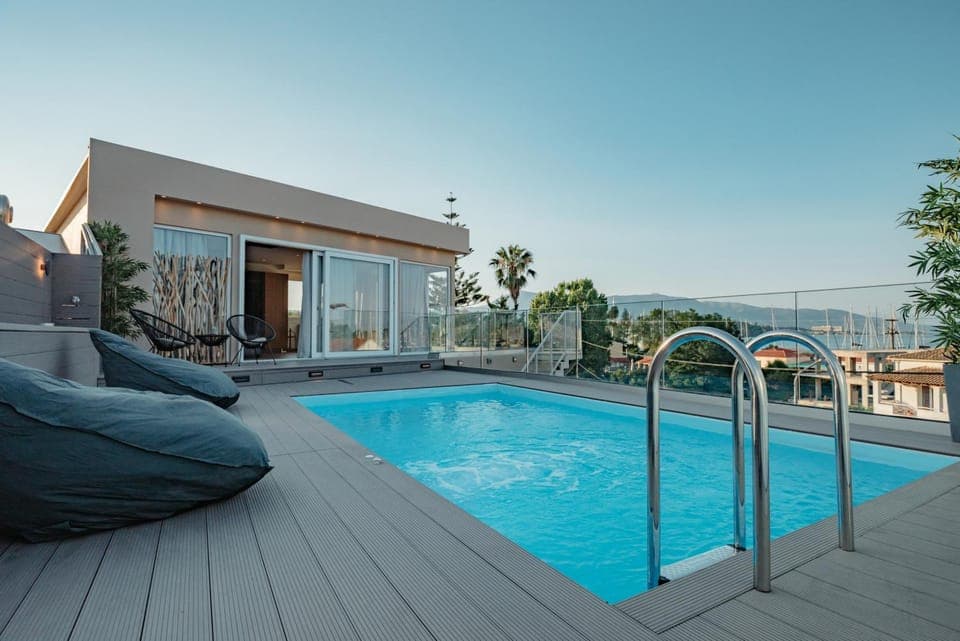 View (from property/room), Pool view, Swimming pool