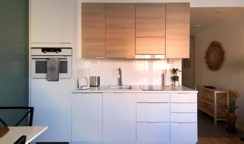 Coffee/tea facilities, Kitchen or kitchenette, dishwasher, minibar, pet friendly, stove