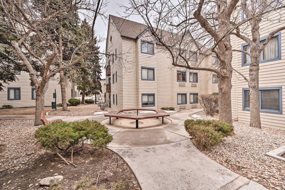 Condo w/ Patio & Pool Access in Greenwood Village! House in Greenwood Village