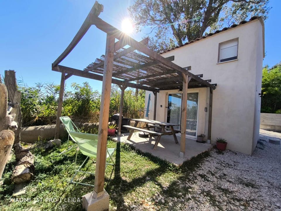 Patio, Garden, Dining area, Garden view, sunbed
