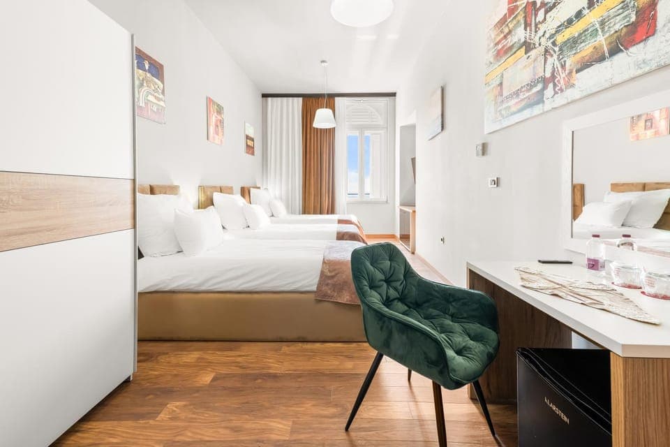 Photo of the whole room