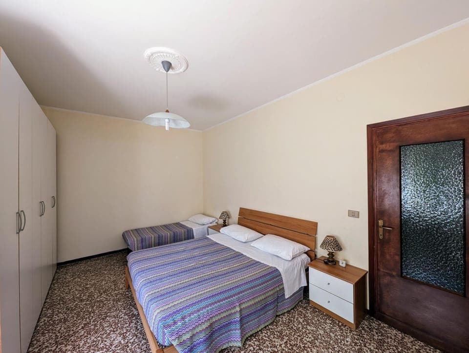 Bed, Bedroom, wardrobe