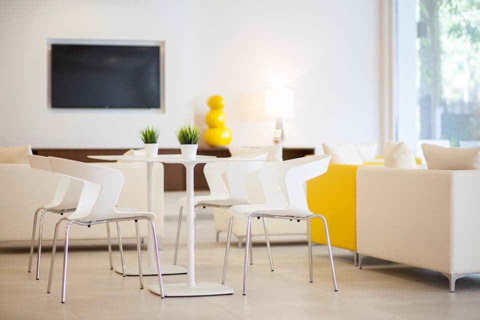 Communal lounge/ TV room, Lounge or bar