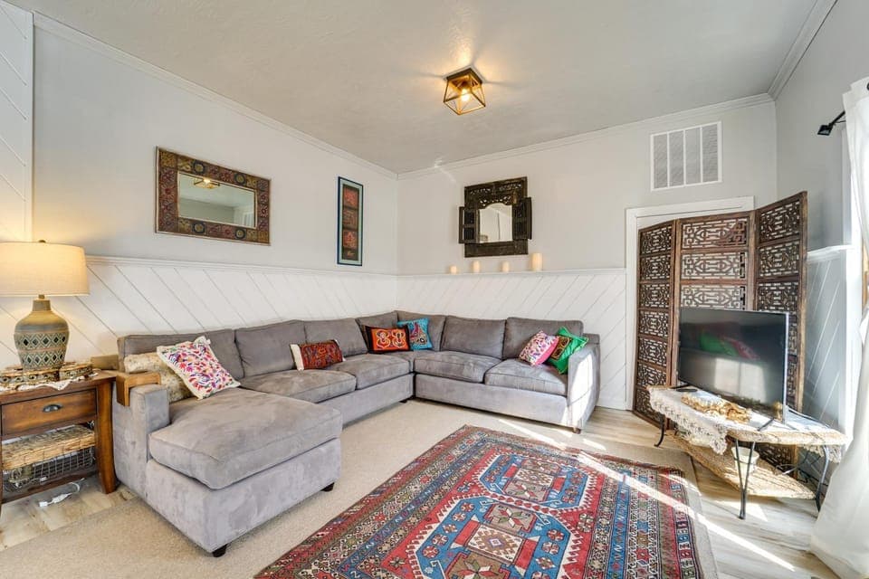 'Dolorable' Home w/ Yard - Walk to River! House in Dolores