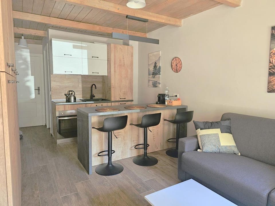 Kitchen or kitchenette, Living room, Dining area