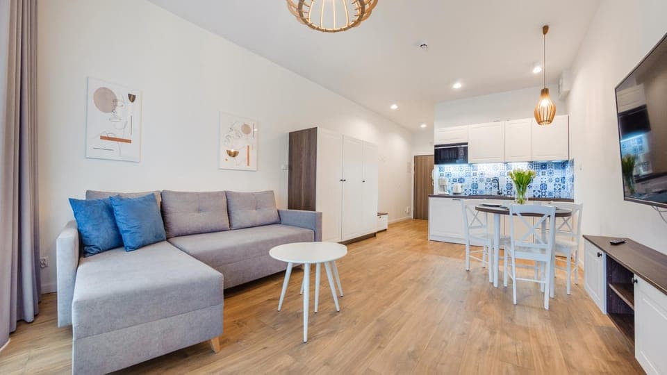 TV and multimedia, Kitchen or kitchenette, Seating area, Dining area