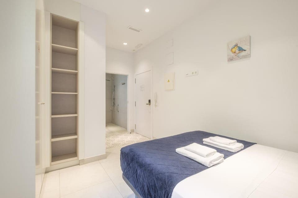 Sunny,Private Terrace,Wheelchair access Apartment hotel in Valencia