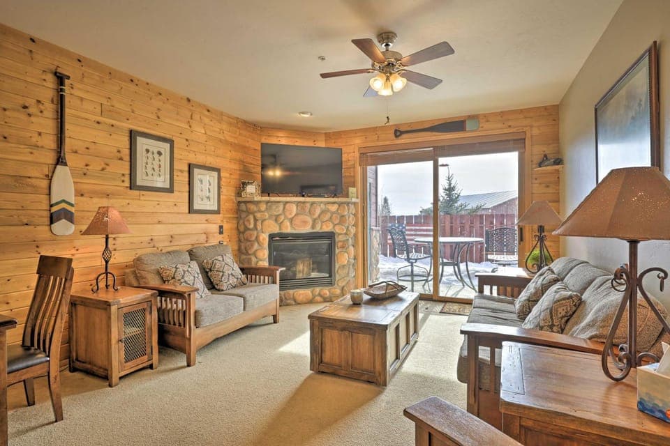 Mountainside Grand Lake Condo w/ Patio! House in Grand Lake