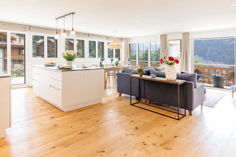 Living room, Dining area, kitchen