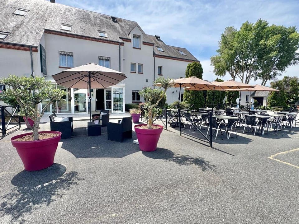 Property building, Patio