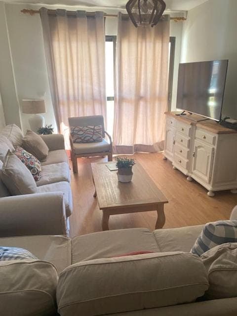 Living room, Lounge or bar