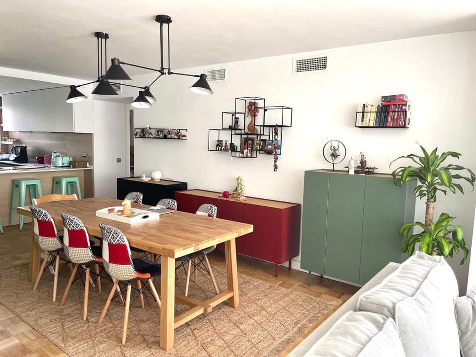 Kitchen or kitchenette, Living room, Lounge or bar, Seating area, Dining area