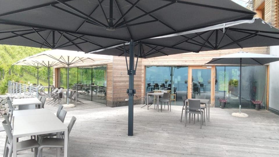 Property building, City view, Mountain view, Breakfast