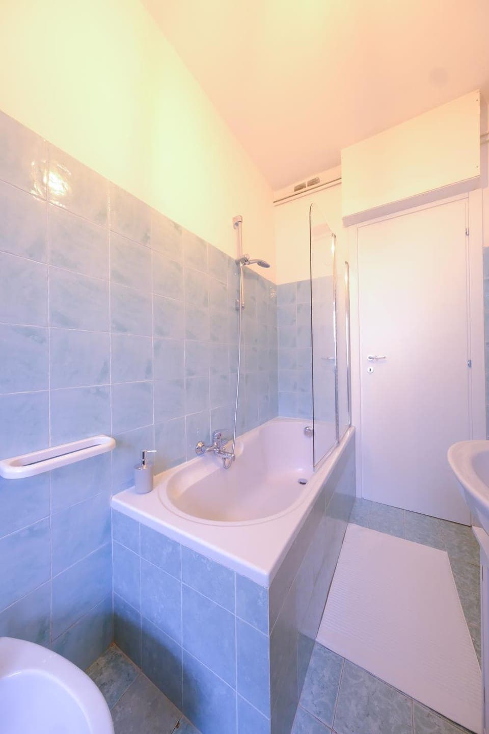 Shower, Toilet, Bathroom, Bath, bidet