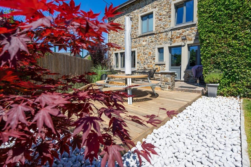 Patio, Garden, Dining area