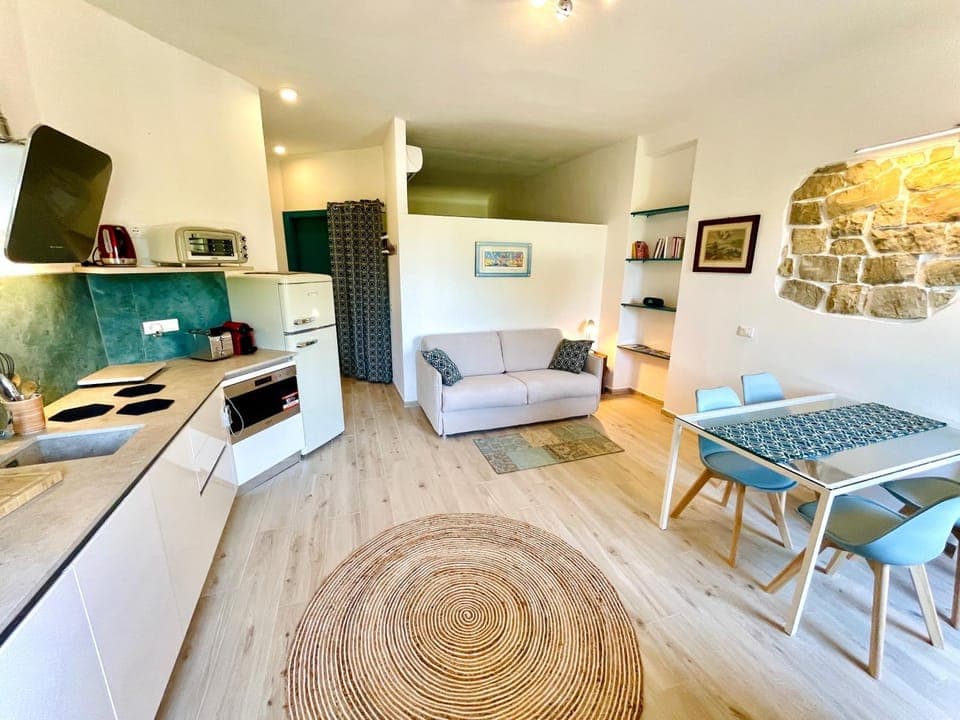 Bed, Kitchen or kitchenette, Living room, Seating area, Dining area, dishwasher, minibar, pet friendly, stove, toaster, kitchen