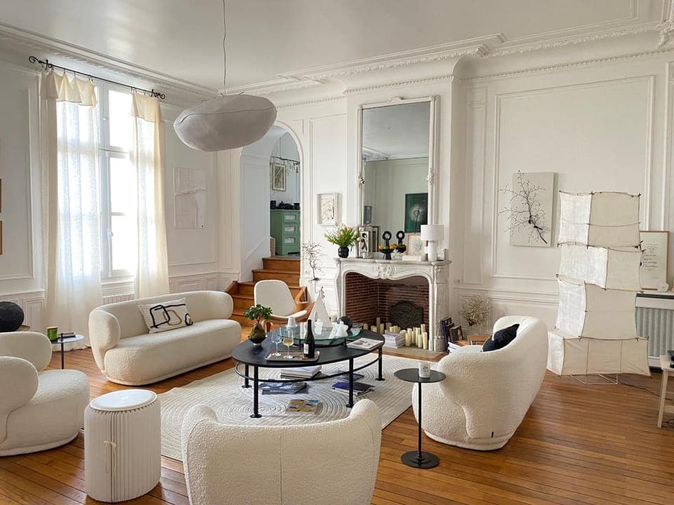 Property building, Living room