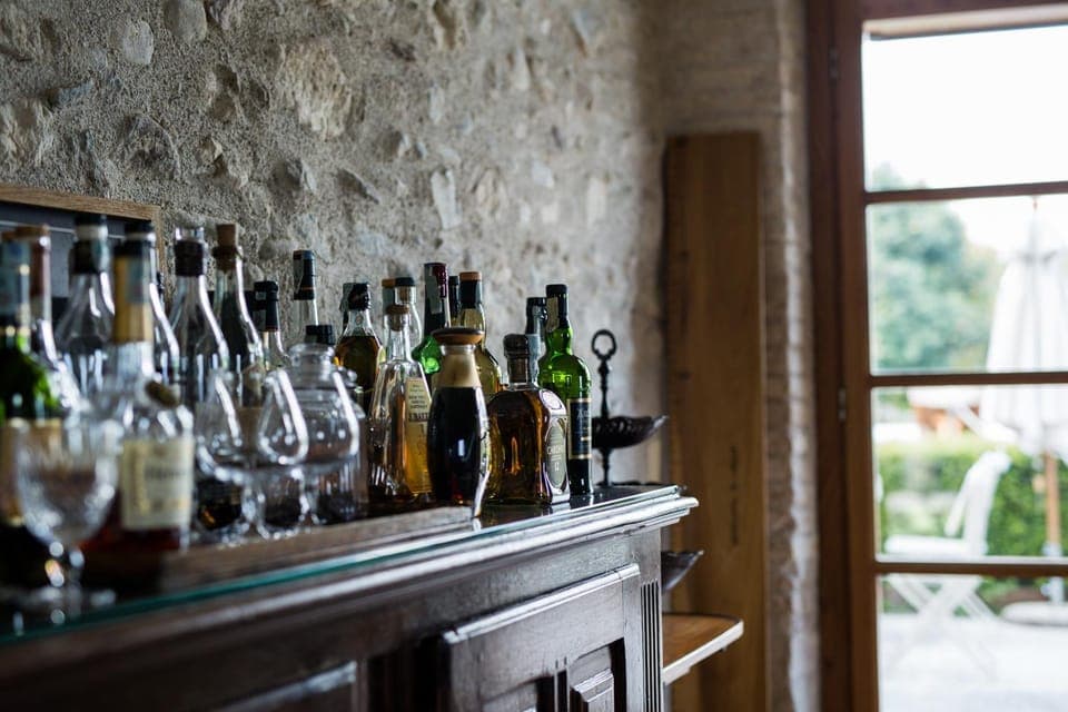 Lounge or bar, Drinks