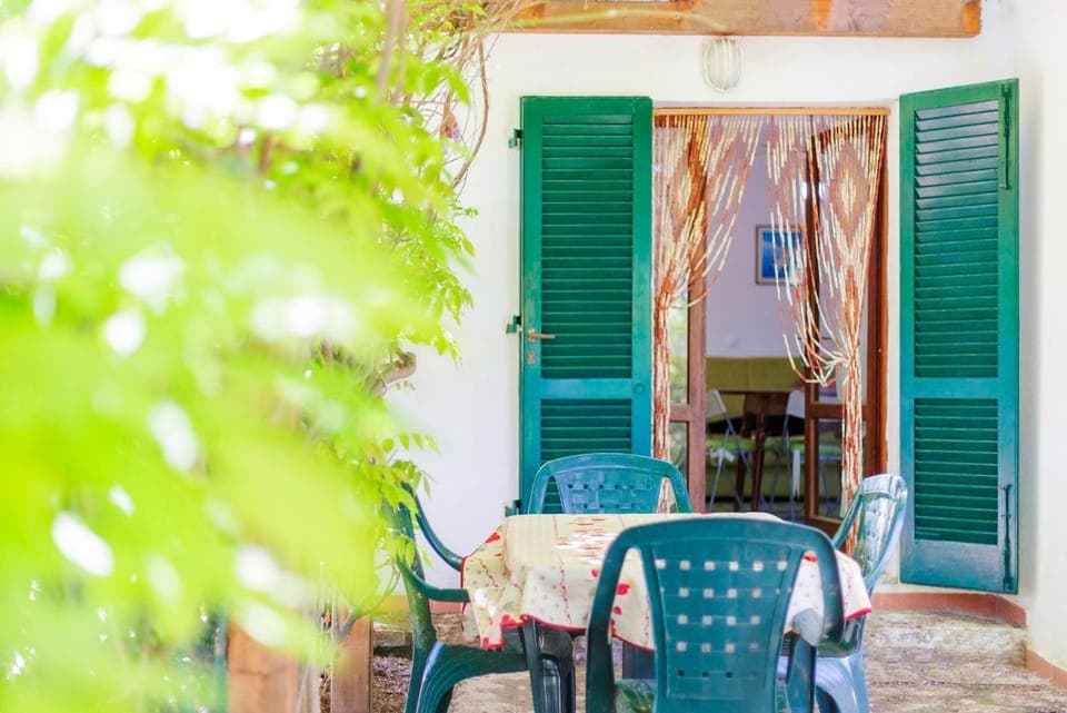 Seating area, Garden view
