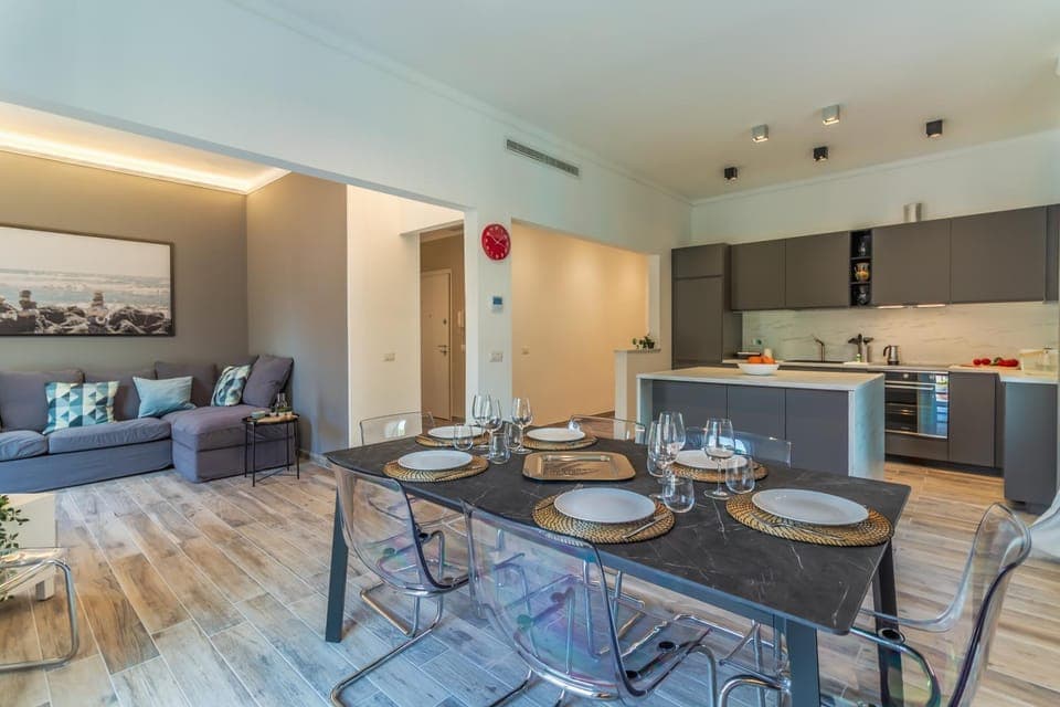 Kitchen or kitchenette, Living room, Dining area