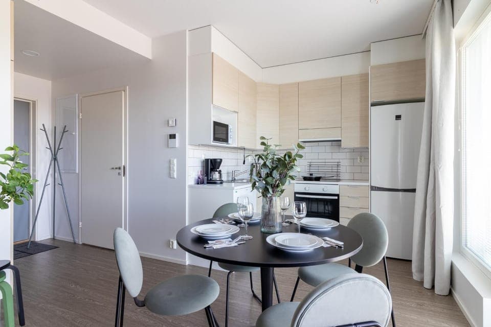 Kitchen or kitchenette, Dining area, dishwasher, minibar, pet friendly, stove, toaster