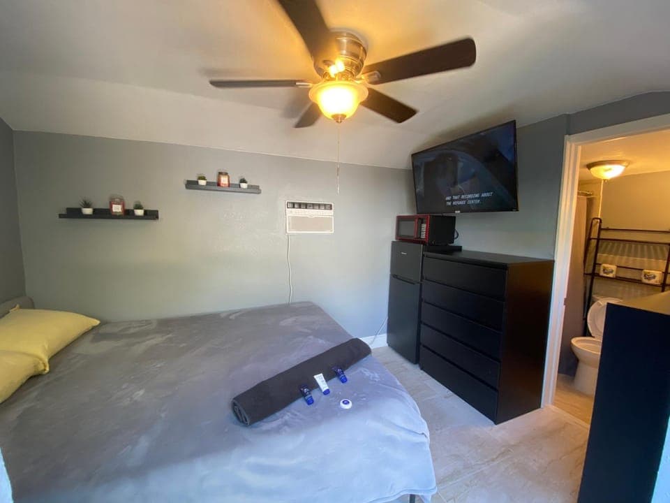 Photo of the whole room