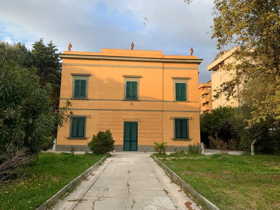 Property building, Garden, Garden view