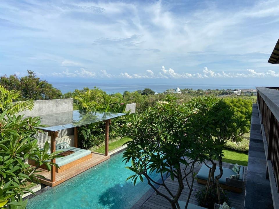 Property building, View (from property/room), Sea view, Swimming pool