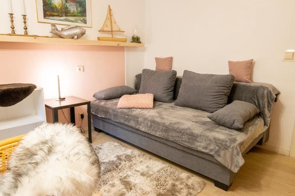 Living room, Photo of the whole room, Seating area