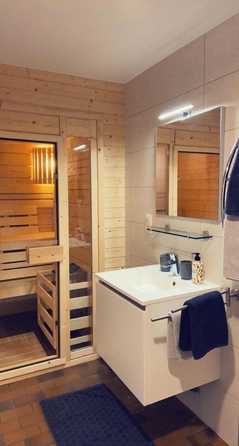 Sauna, Bathroom