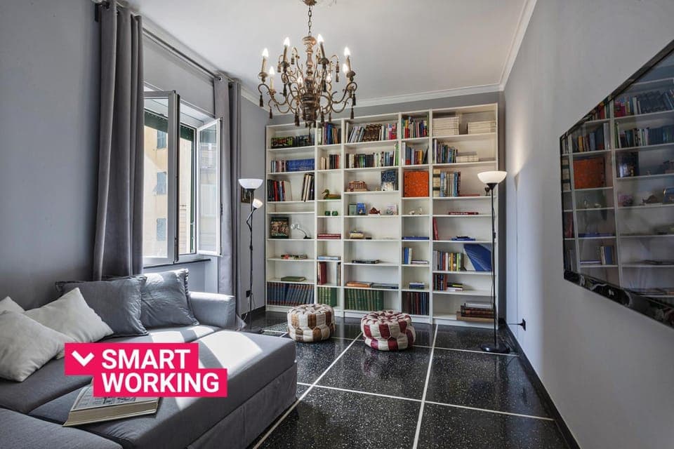 Communal lounge/ TV room, Living room