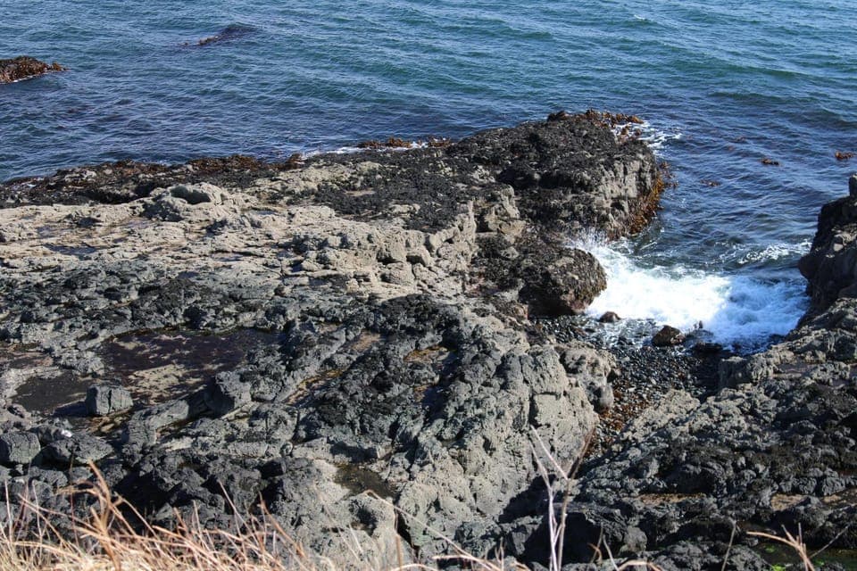 Natural landscape, Sea view, Location