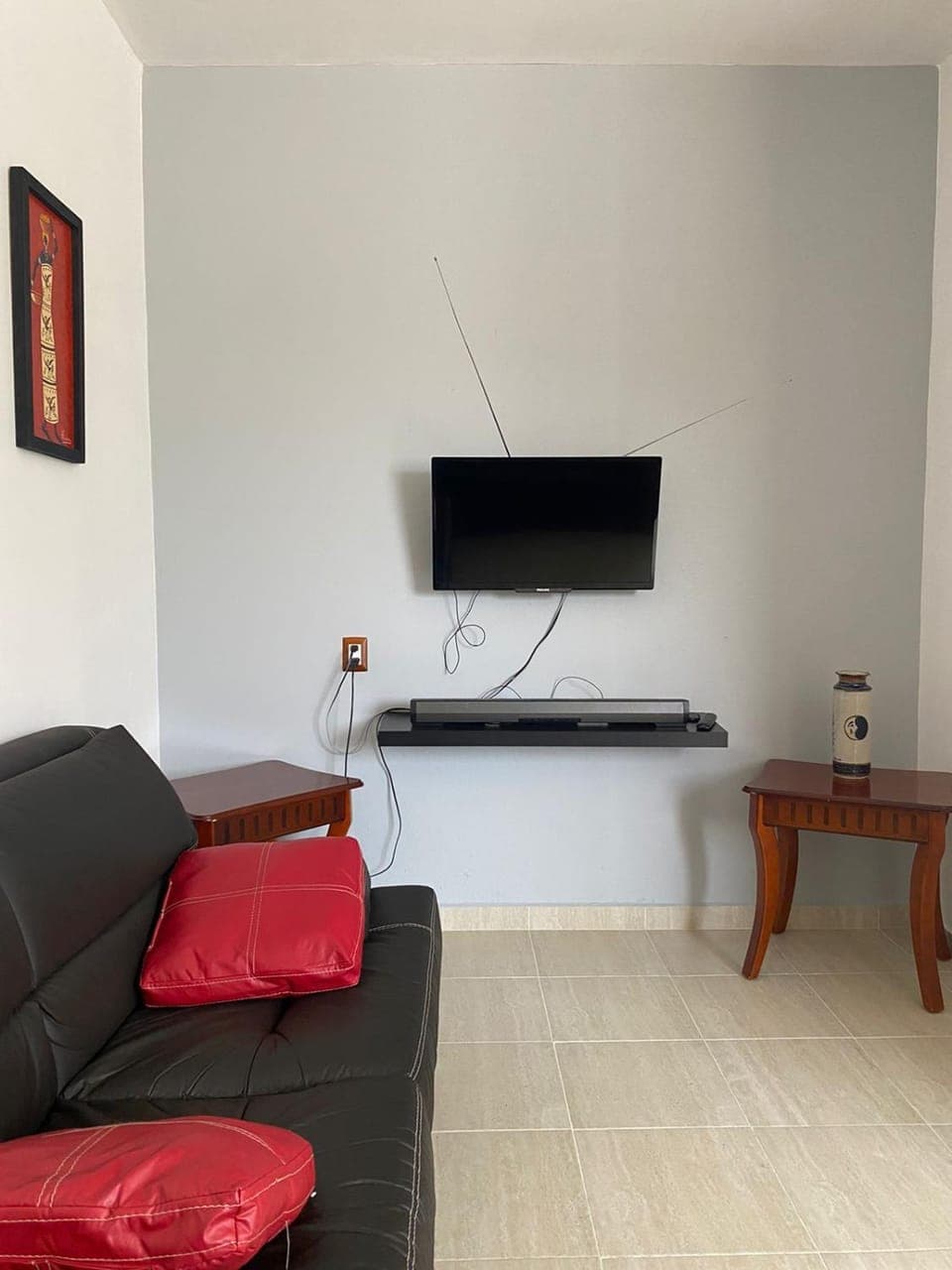 Communal lounge/ TV room