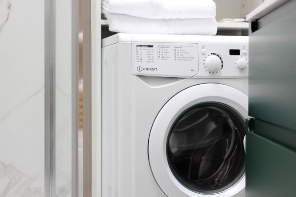 Bathroom, washing machine, washing machine