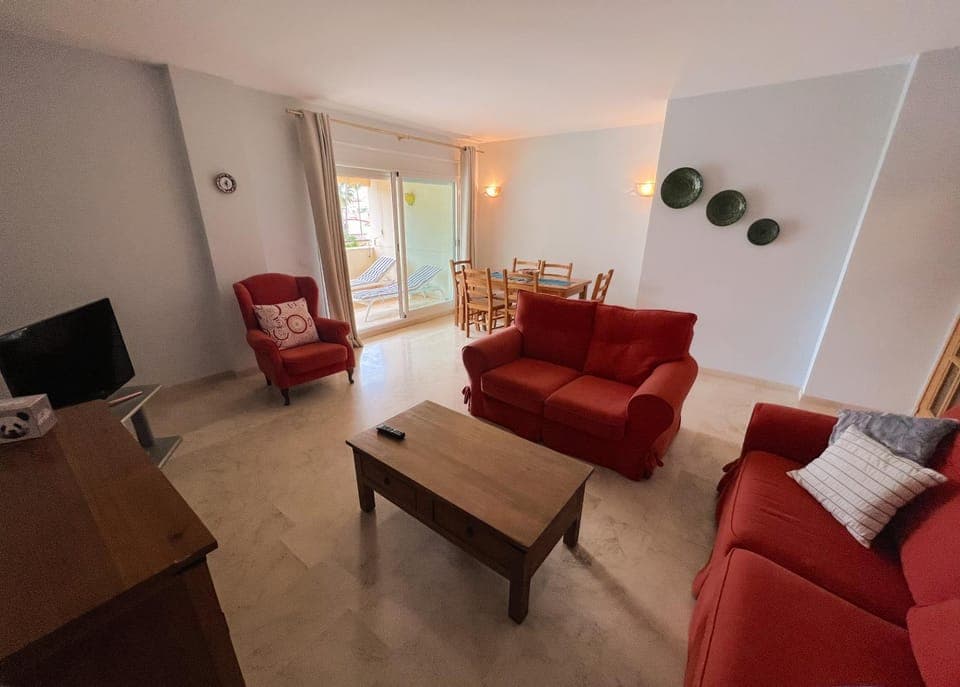 TV and multimedia, Living room, Dining area