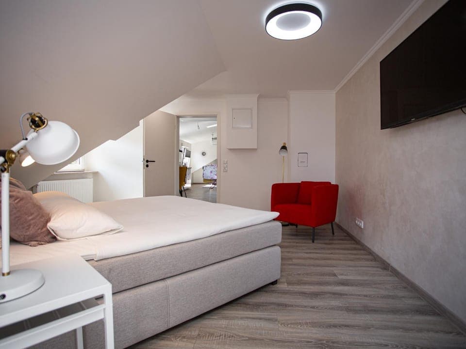 Bed, Photo of the whole room, Bedroom