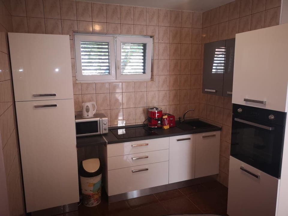 Coffee/tea facilities, Kitchen or kitchenette
