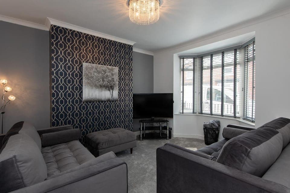 TV and multimedia, Living room, Seating area