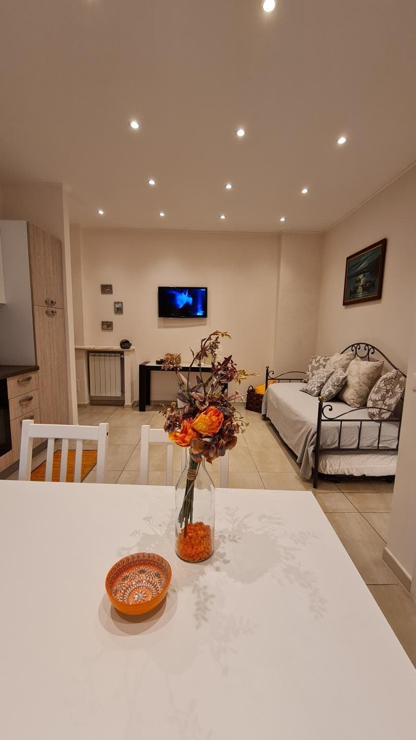 TV and multimedia, Living room, Dining area