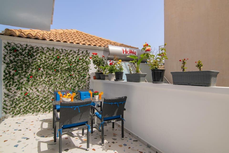 Patio, Balcony/Terrace