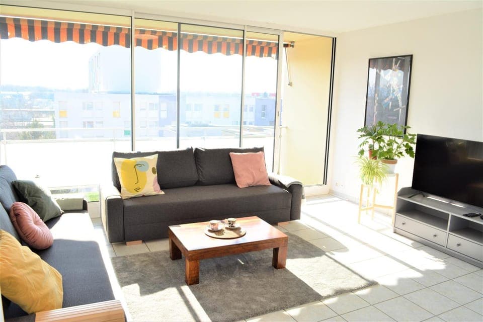 Living room, Seating area