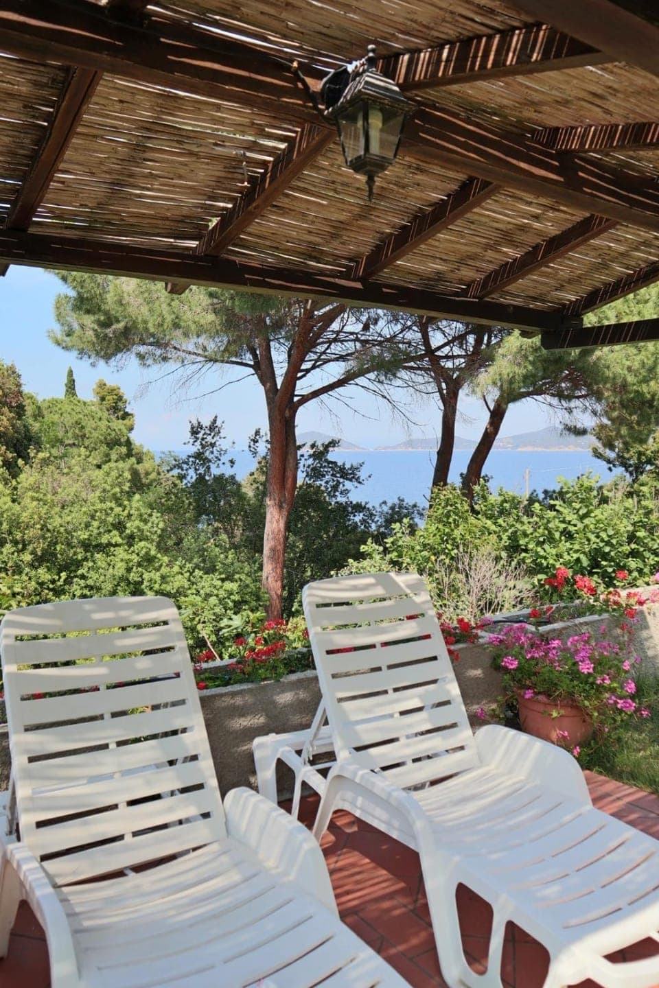 Patio, Garden, Balcony/Terrace, Beach, Sea view, sunbed