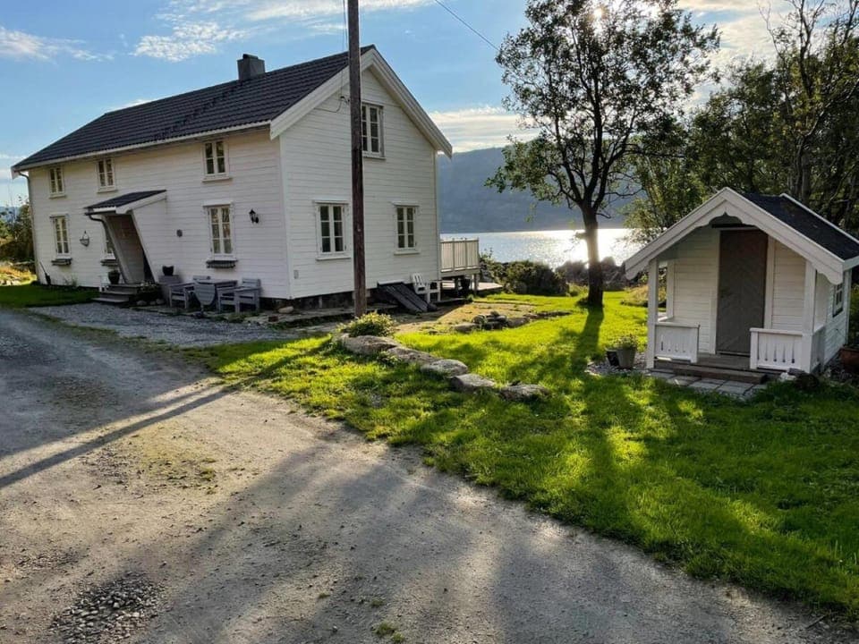 Property building, Garden, Garden