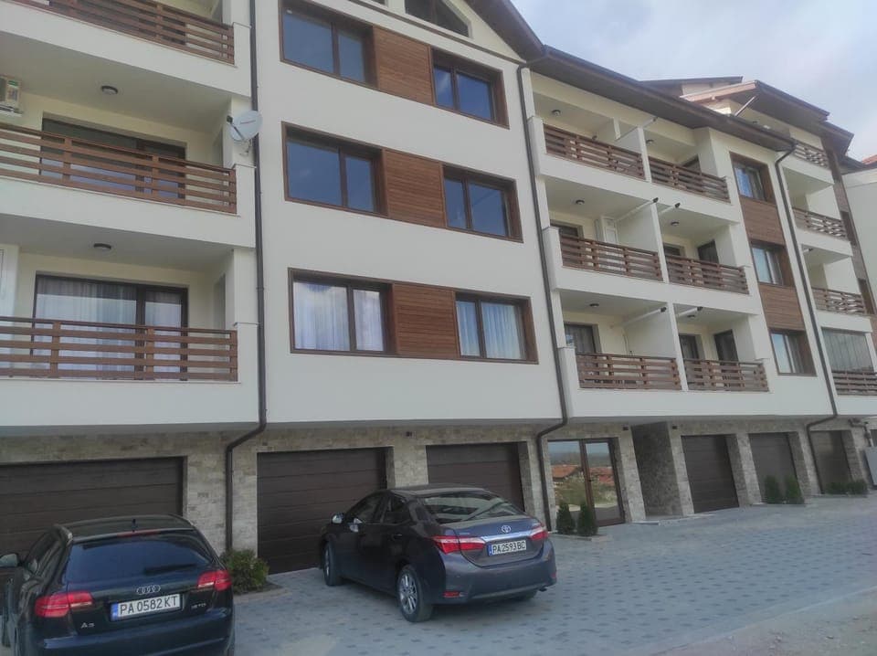 Property building, Facade/entrance