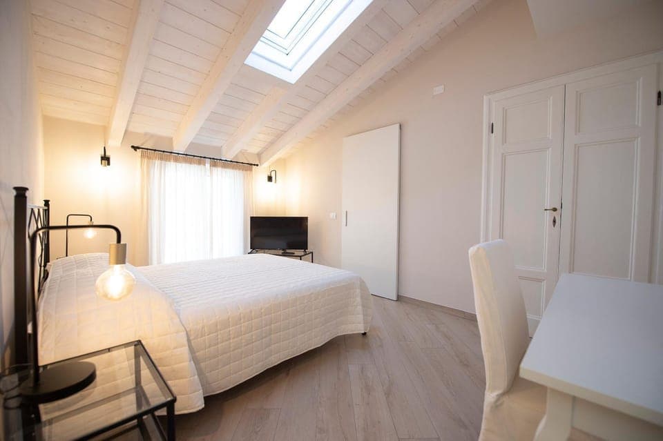 Bed, Bedroom, wardrobe