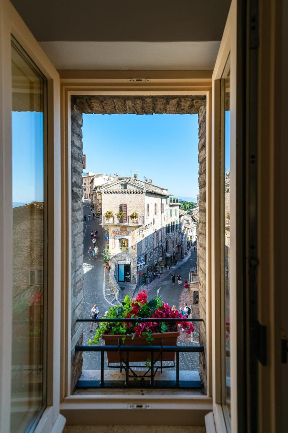 View (from property/room), Balcony/Terrace, City view, Landmark view, Quiet street view